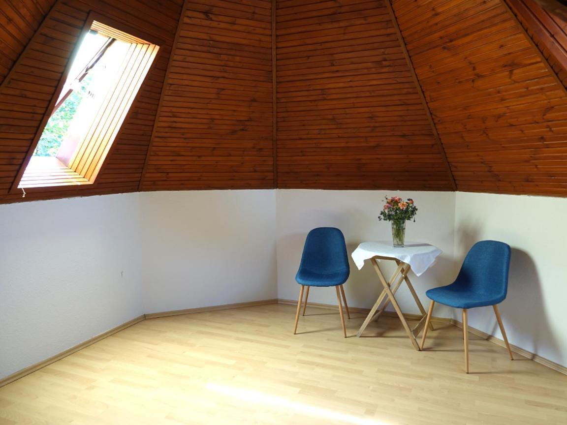 Quiet Room In Budapest Near Airport With Free Parking Екстериор снимка
